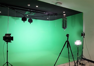 Green-screen-room-in-Studio-HQ.jpg