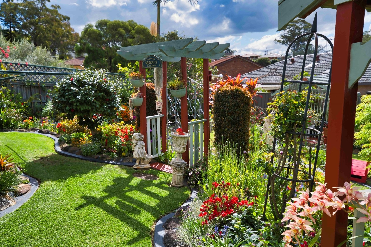 Garden of the Year 2022 - Pauline Zoszek