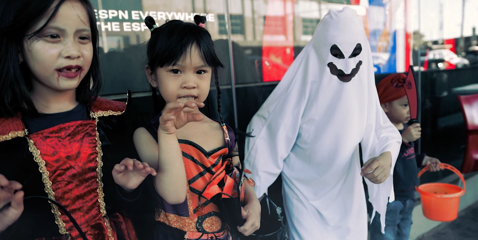 Kids' dressed up for Halloween in Canley Heights 2022