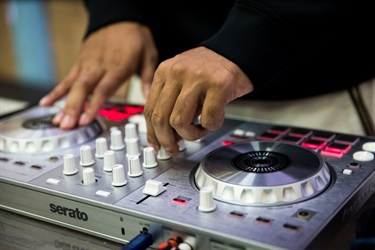 DJ Hand Mixer