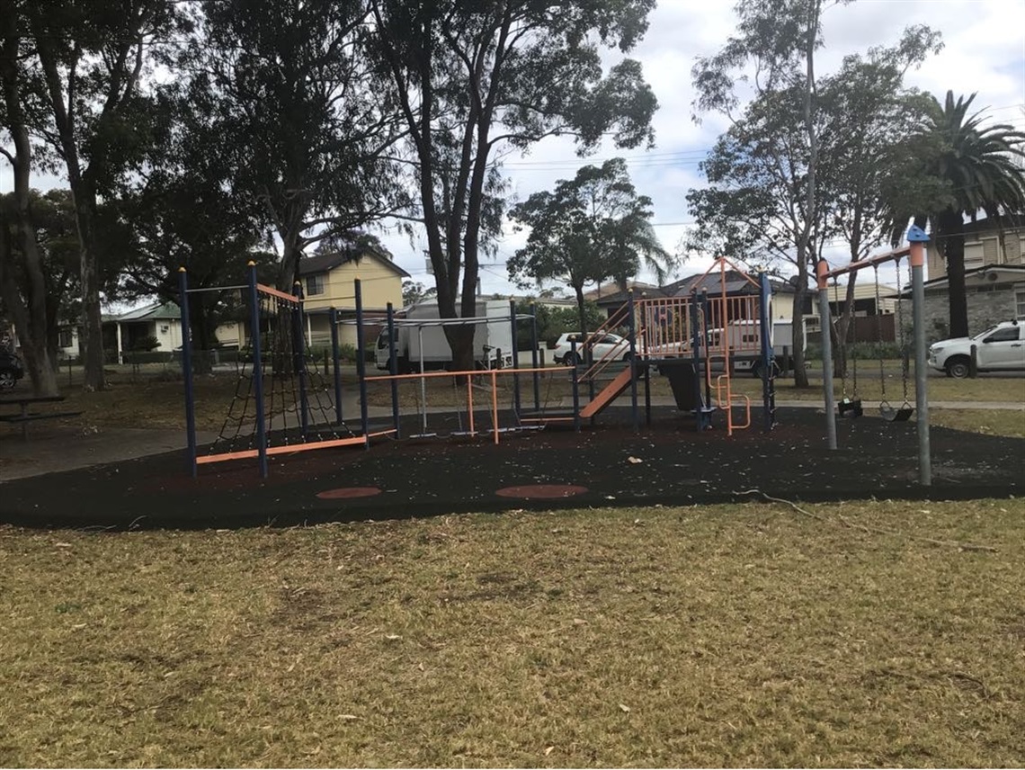 Crayford Park Playground.