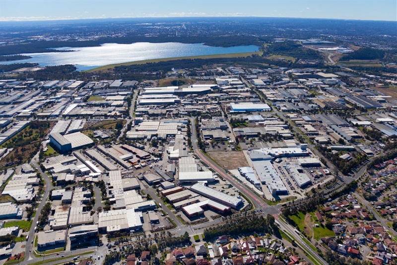 Aerial photograph of Smithfield and Wetherill Park 