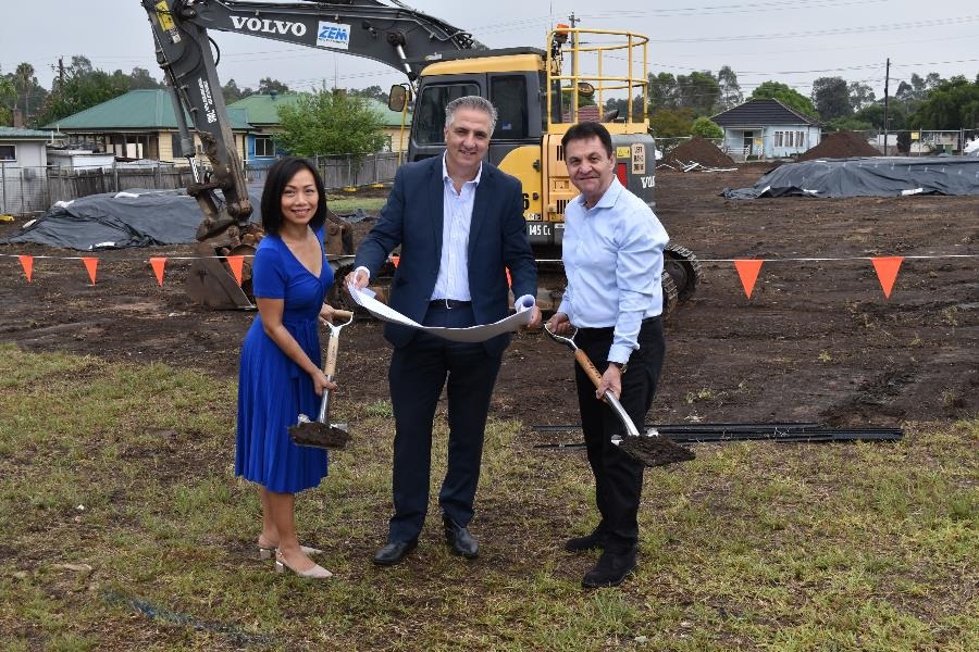 Mayor Frank Carbone turning the first sod with Deputy Mayor Peter Grippaudo and Councillor Dai Le.